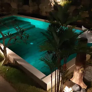 Devata Giri Uluwatu