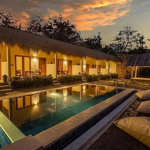 Guest house Made 02 Balangan & Warung Made, Uluwatu (Bali)