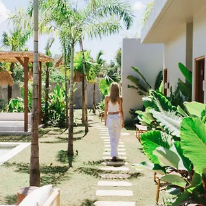 Alma Bingin Boutique Улувату