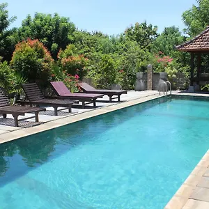 Paranyogan Uluwatu